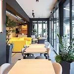 Ibis Styles Bale-mulhouse Aeroport Otel 3*