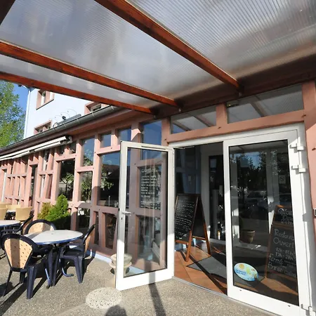 Ibis Styles Bale-mulhouse Aeroport ブロッツアイム