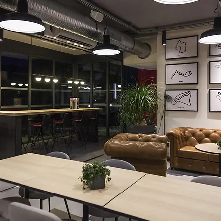 Ibis Styles Bale-mulhouse Aeroport ブロッツアイム