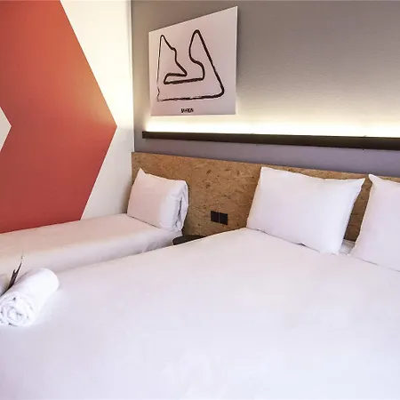 Ibis Styles Bale-mulhouse Aeroport 3* ブロッツアイム