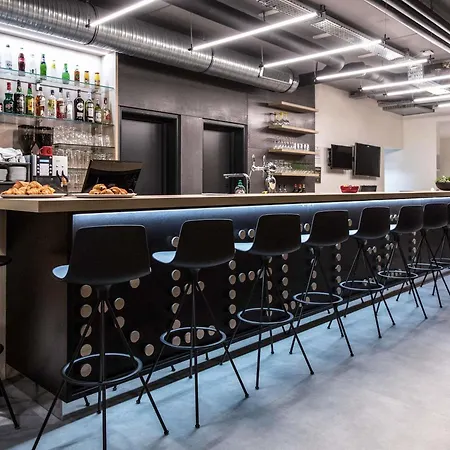 Ibis Styles Bale-mulhouse Aeroport Отель 3*