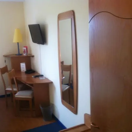 Ibis Styles Bale-mulhouse Aeroport 3*