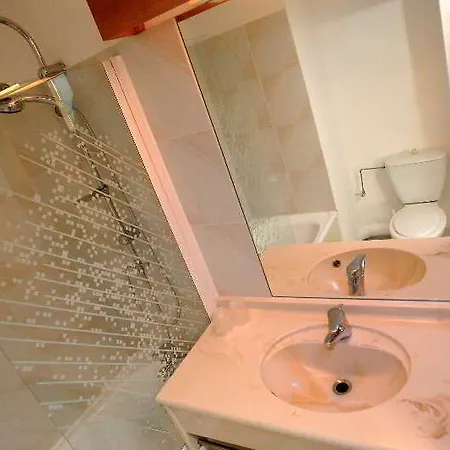 Ibis Styles Bale-mulhouse Aeroport فندق 3*