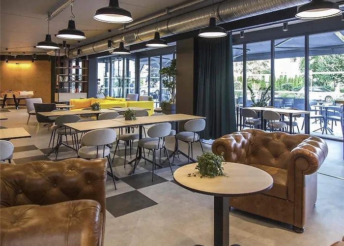 Ibis Styles Bale-mulhouse Aeroport Hotel 3*